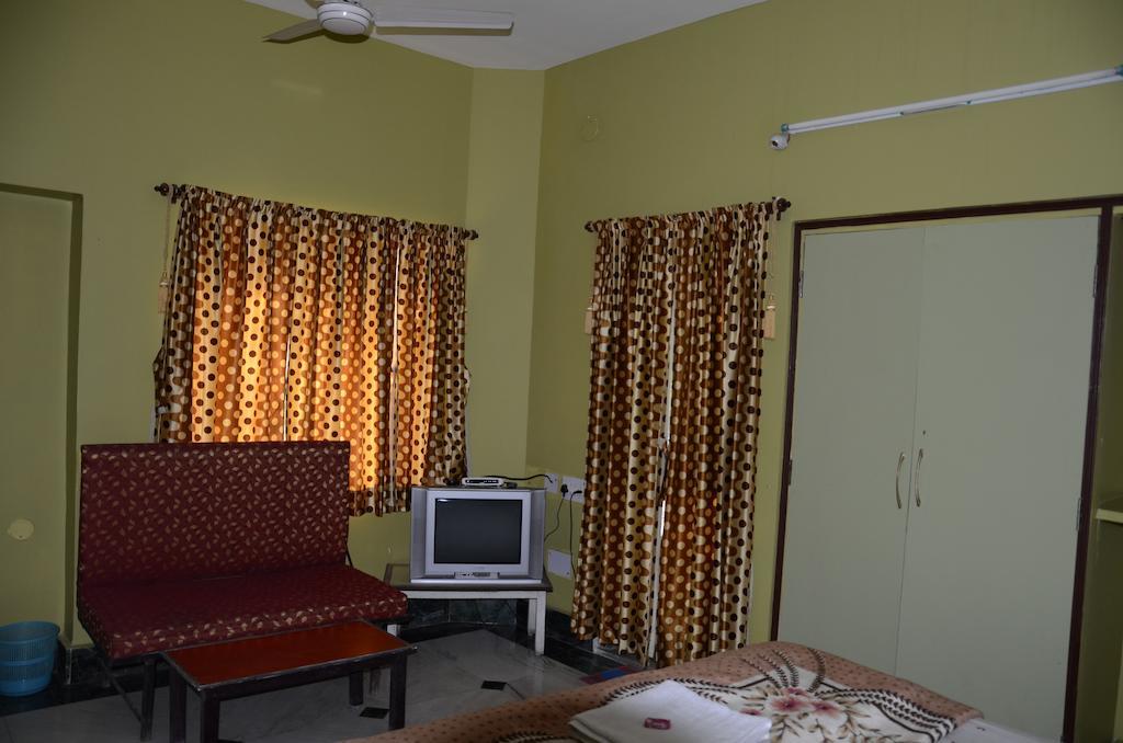 Kim Lawn Guest House Kalkata Pokoj fotografie